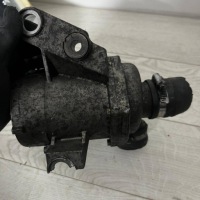 фото thumb №7, Bmw e87 e90 e91 e60 2.0b водяна помпа  7561229 oem номер