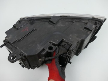 фото thumb №8, Audi a8 d3 лампа правый перед линза крепления