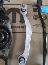 фото thumb №10, Dodge challenger charger srt рычаги задняя 2015+