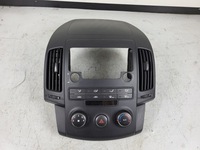 фото thumb №1, Hyundai i30 10r панель кондиционера рамка радио решётка обдув 97250-2l150