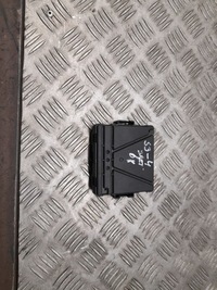 фото thumb №1, Audi a3 s3 8v 2015 перед сторона ліва модуль керування шлюз