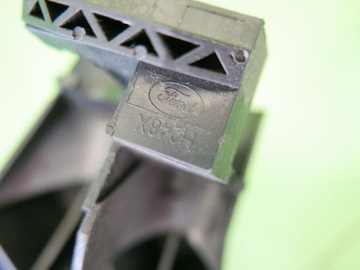 фото thumb №10, Домкрат рычаг изменения коробки передач ford fusion mk1 1.4