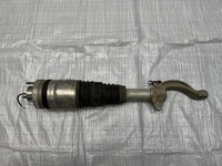 фото thumb №1, Амортизатор правий maserati levante 6700374360