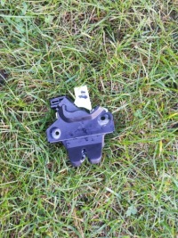 Купить Tesla 3 замок крышки задний задний  1092308-00-e, фото thumb