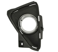 фото thumb №1, Заглушка бампера галоген правая toyota rav4