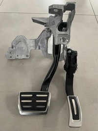 фото thumb №1, Педалі audi q5 18r.