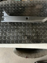 фото thumb №1, Заглушка молдинг бампера renault clio iv lift pdc