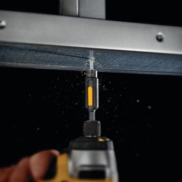 НАКОНЕЧНИК DEWALT DT7430 С НАСАДКОЙ 8 САМООЧИСТЯЩИЙСЯ