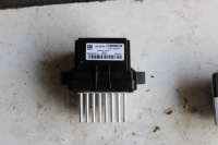 фото thumb №1, Opel astra j opc резистор вентилятор 13503201