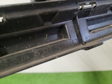 фото thumb №9, Renault megane v 5 etech e-tech решітка бампера середня 622546114r