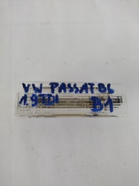 фото thumb №1, Лампа освещение кабины vw passat b6 7l6947101a