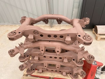 фото thumb №8, Bmw e90 e91 e92 e93 e81 e87 e88 балка задняя подрамник wypiaskowane + okrętówka