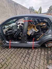 фото thumb №1, Блок двигателя средний левый порог mercedes gle 167 coupe