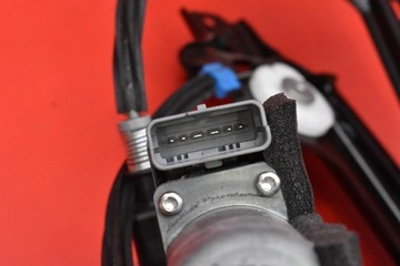 фото thumb №16, Подъемник стекла правые зад eu 1028821-00-b tesla модель x 90d 15-21