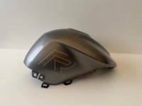 Купити Triumph street triple 765 r панель верхній бака пального 2311770-mp, фото thumb