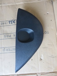 фото thumb №1, Захист заглушка консолі ліва volvo v60 30791679 x