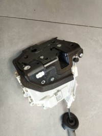 фото thumb №1, Audi a6 c7 замок правый перед 8j1837016e