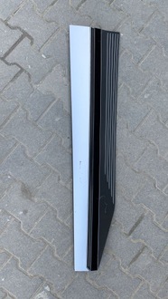 фото thumb №1, Hyundai ioniq 5 2020- молдинг na дверь перед правая