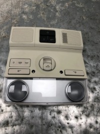 фото thumb №1, Лампа стельовий vw passat cc lift 1k0947105