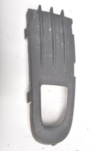 Купить Volvo v50 заглушка бампера перед передняя левая 30655884, фото thumb