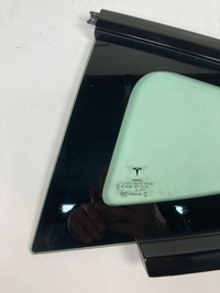 фото thumb №4, Скло кузовна ліва tesla 3