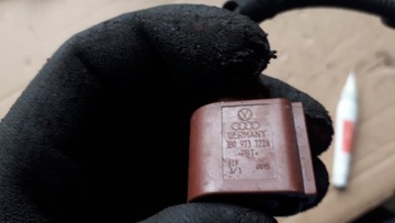 фото thumb №6, A4 b9 8w штекер роз'єм 3b0973722a a5 8w q5