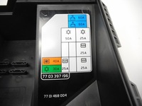 фото thumb №5, Крышка коробка предохранитель. renault twingo 7701468004