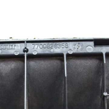 фото thumb №6, Renault zoe 2016 решётка вентиляционная pod бампером задний