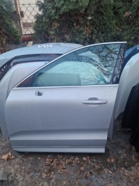 фото thumb №1, Двері ліва передні volvo xc60 ii 2023 rok