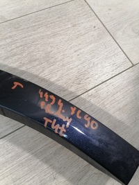 фото thumb №13, Volvo xc90 молдинг крила правий задня 31378161