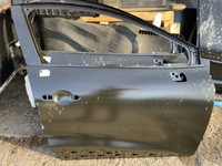 фото thumb №1, Дверь правое clio iv nowe