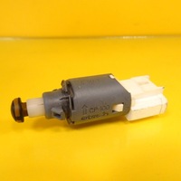 фото thumb №1, Датчик педали тормоза стоп-сигнал renault espace iv 8200168238b nr320