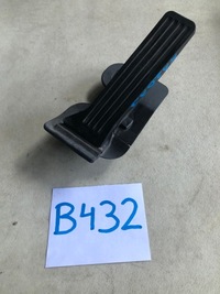 фото thumb №1, Педаль газа mazda 3 bm 2014 ghp9-41600