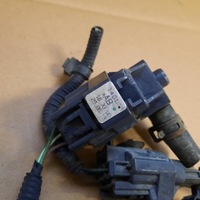 фото thumb №3, Land rover оригинальный номер fw935l200aa датчик давления выхлопных газов