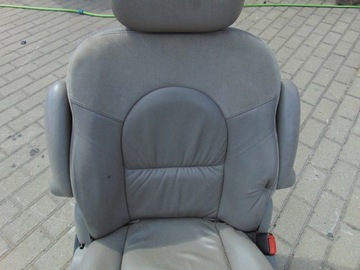фото thumb №7, Сидіння правий зад 2 ряд chrysler voyager 4 iv європа