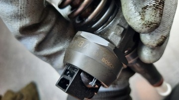 фото thumb №6, Pompowtryskiwacze 038130073ag skoda fabia ii 1.4 tdi 3 штуки