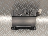 фото thumb №1, Бардачок попільничка audi a4 b8