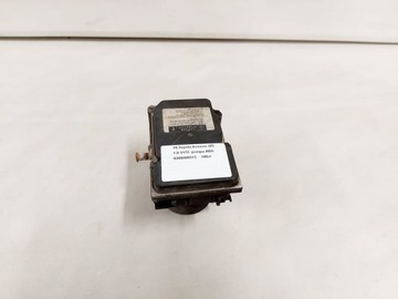 фото thumb №1, Toyota avensis t25 1.8 vvtipompa abs 0265800313