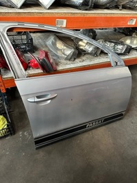 фото thumb №1, Vw passat b6 la7w дверь правое передние полный