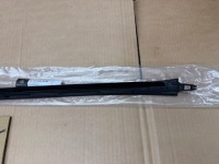 фото thumb №11, Mercedes a клас w177 18- молдинг скла лобовий права нова org a1776903000