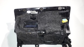 фото thumb №8, Audi q3 8u бардачок пасажира 8u1857035b