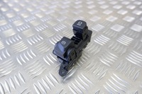 фото thumb №9, Кнопка тормоза ручного toyota yaris _p21_ 84390k0010 1.5l hybrid 85kw