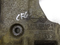 фото thumb №9, Кронштейн кронштейн генератора vw scirocco iii 2.0 tdi