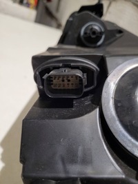 фото thumb №10, Лампа передня права ford fiesta mk8 рестайлінг led 17+ європа