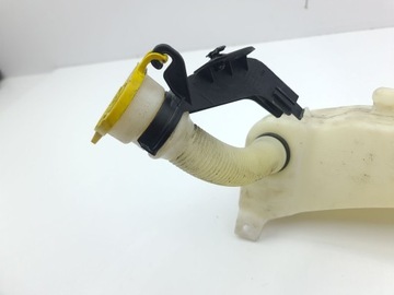 фото thumb №10, Jeep avenger 2024 бак жидкости do омывателя стёкла передний / лобовой