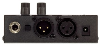 Усилитель для наушников Behringer Pro Micromon MA400