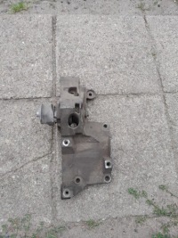 Купити Vw audi tdi кронштейн генератора 038903143ag, фото thumb