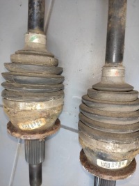 фото thumb №8, Jeep cherokee kl 2.0 crd 13-18 приводной вал левый задняя шарнир целая 68248718aa