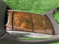 Mercedes w251 подлокотник туннель бардачок средний r-klasa Цена, фото thumb