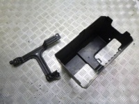 Купити Корпус накладка кронштейн акумулятор insignia 2 b 23347542, фото thumb